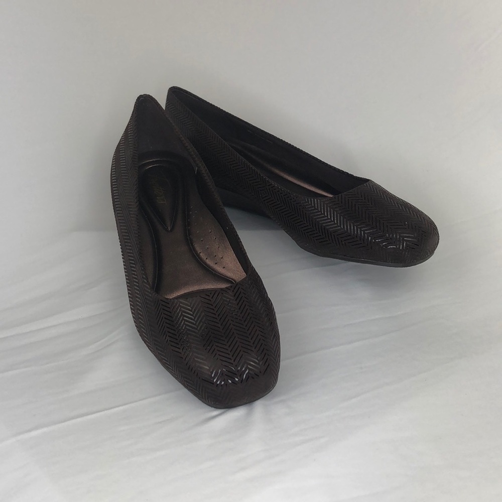 Trotters Lauren dark brown 9w